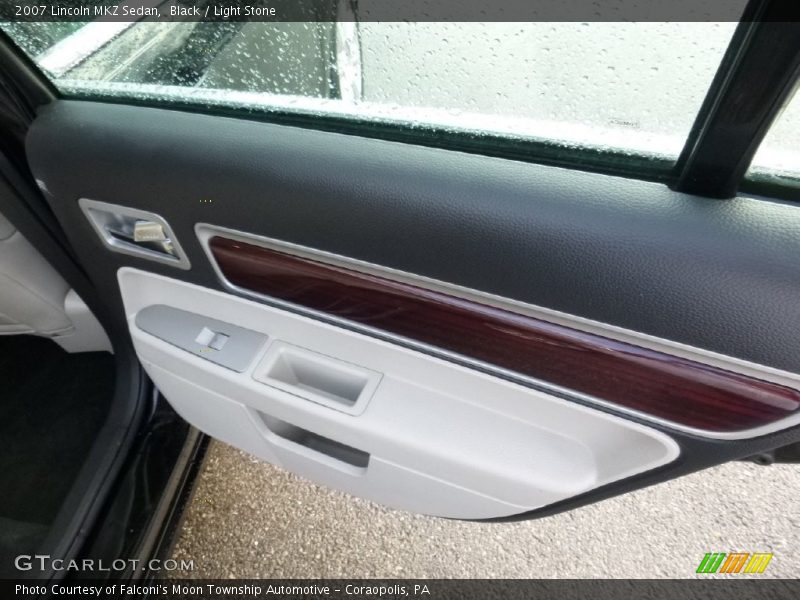 Black / Light Stone 2007 Lincoln MKZ Sedan