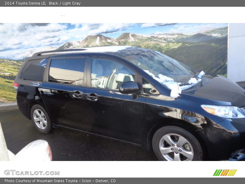 Black / Light Gray 2014 Toyota Sienna LE