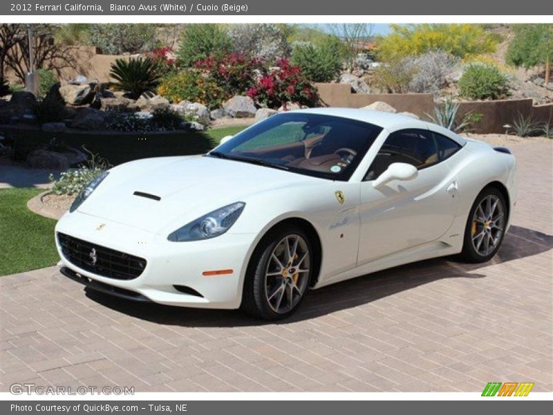 Bianco Avus (White) / Cuoio (Beige) 2012 Ferrari California