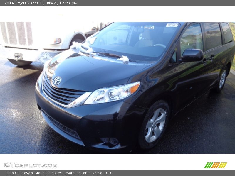 Black / Light Gray 2014 Toyota Sienna LE