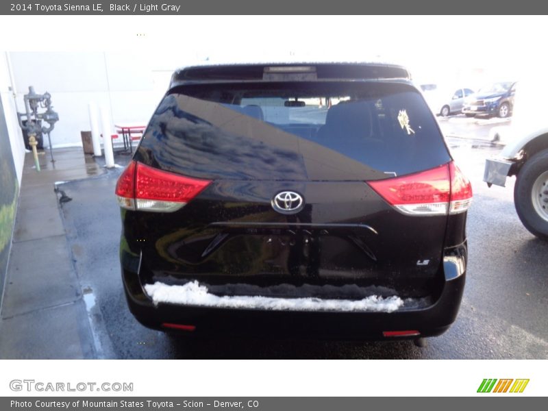 Black / Light Gray 2014 Toyota Sienna LE