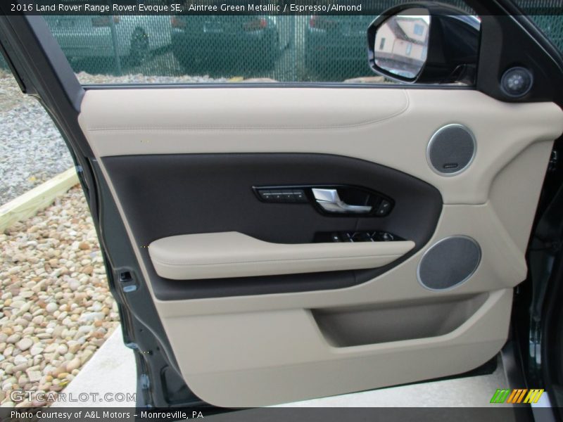 Aintree Green Metalllic / Espresso/Almond 2016 Land Rover Range Rover Evoque SE