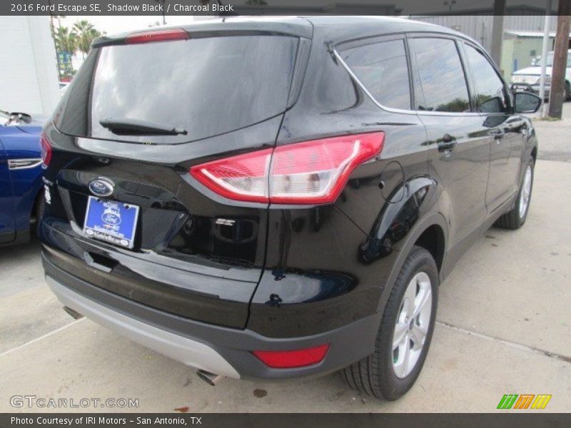 Shadow Black / Charcoal Black 2016 Ford Escape SE