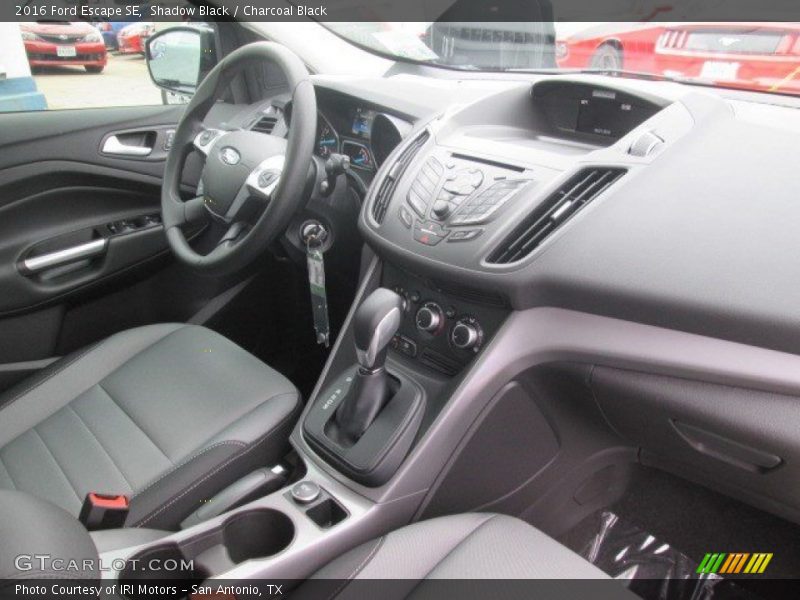 Shadow Black / Charcoal Black 2016 Ford Escape SE
