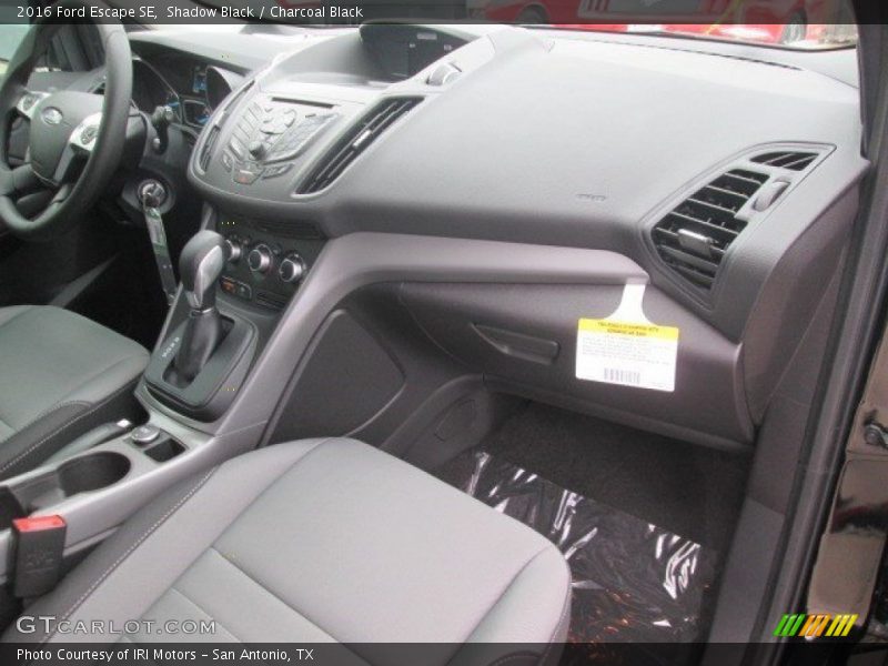 Shadow Black / Charcoal Black 2016 Ford Escape SE