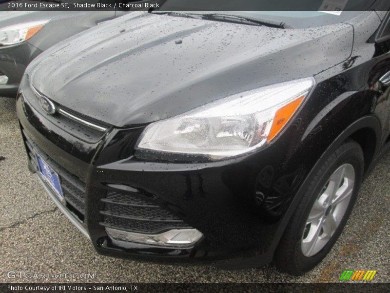 Shadow Black / Charcoal Black 2016 Ford Escape SE