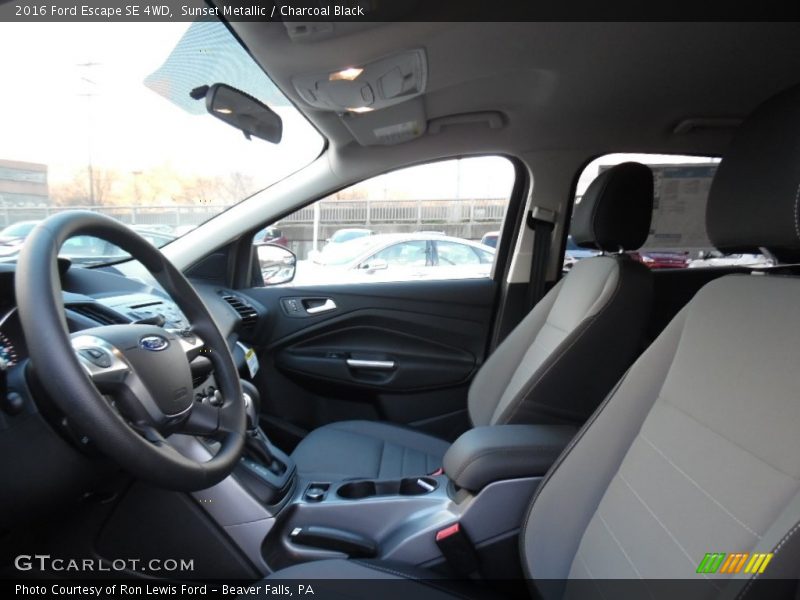 Sunset Metallic / Charcoal Black 2016 Ford Escape SE 4WD