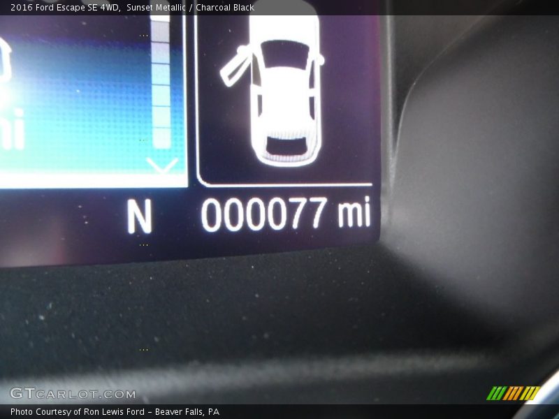 Sunset Metallic / Charcoal Black 2016 Ford Escape SE 4WD