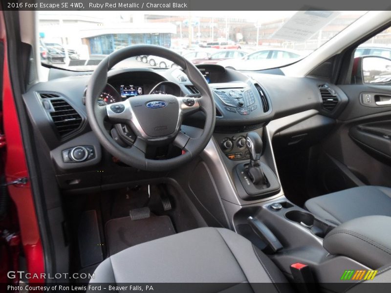 Ruby Red Metallic / Charcoal Black 2016 Ford Escape SE 4WD