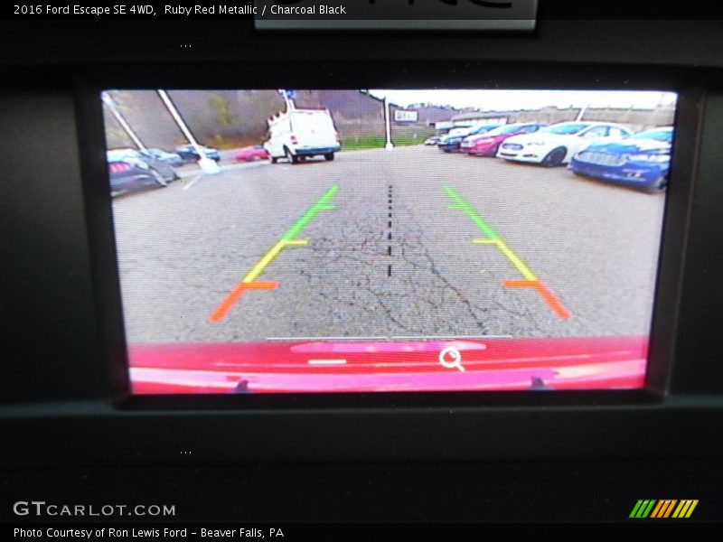 Ruby Red Metallic / Charcoal Black 2016 Ford Escape SE 4WD