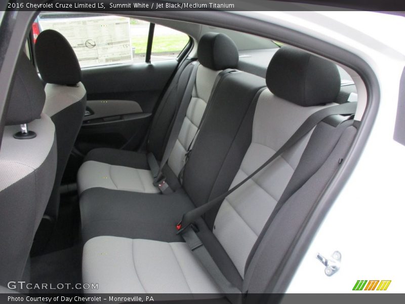 Summit White / Jet Black/Medium Titanium 2016 Chevrolet Cruze Limited LS