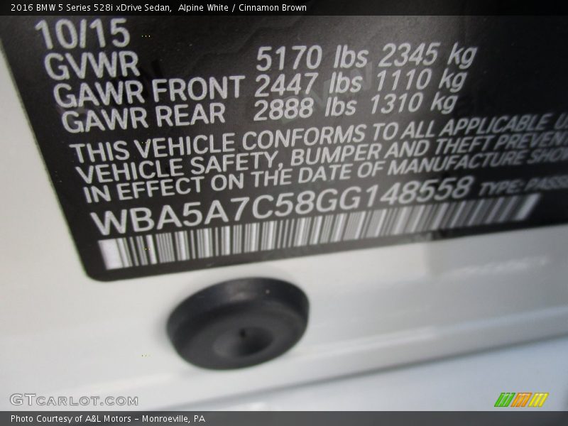 Alpine White / Cinnamon Brown 2016 BMW 5 Series 528i xDrive Sedan
