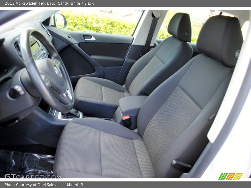 Front Seat of 2013 Tiguan S