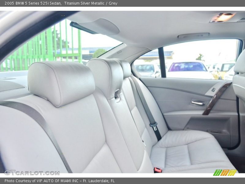 Titanium Silver Metallic / Grey 2005 BMW 5 Series 525i Sedan