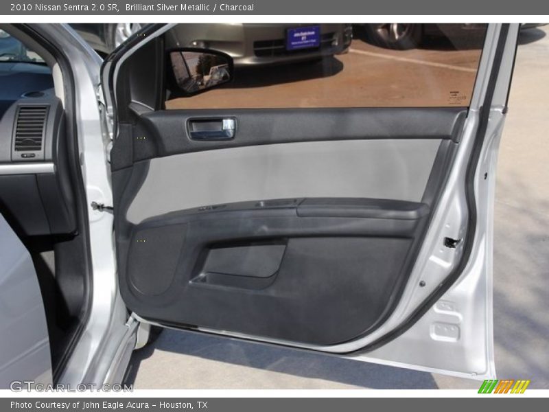 Brilliant Silver Metallic / Charcoal 2010 Nissan Sentra 2.0 SR
