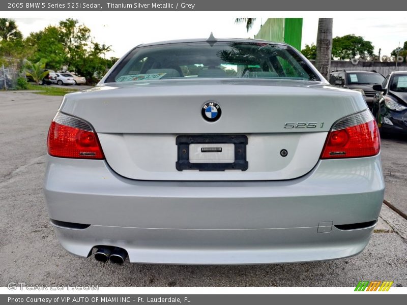 Titanium Silver Metallic / Grey 2005 BMW 5 Series 525i Sedan
