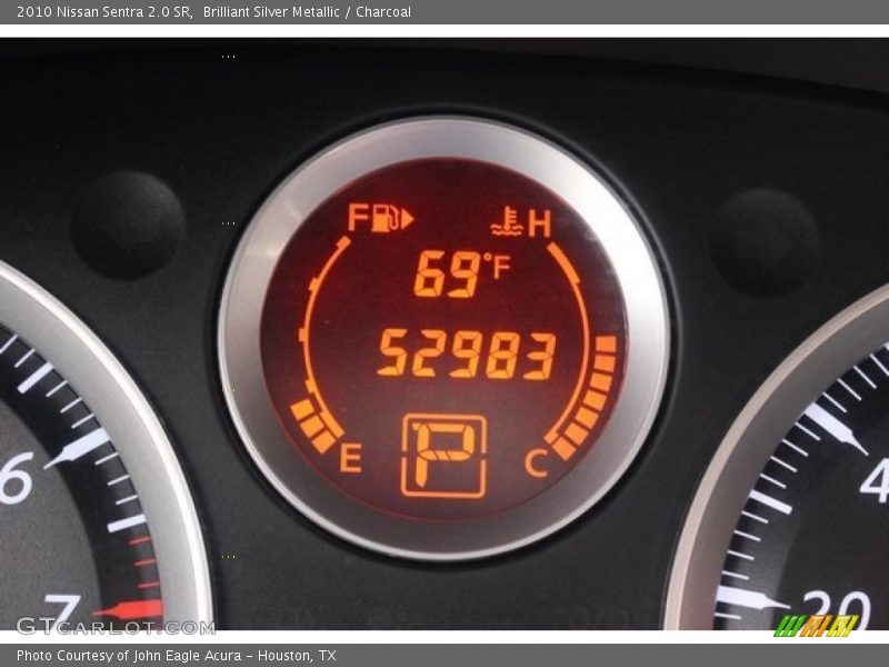 Brilliant Silver Metallic / Charcoal 2010 Nissan Sentra 2.0 SR
