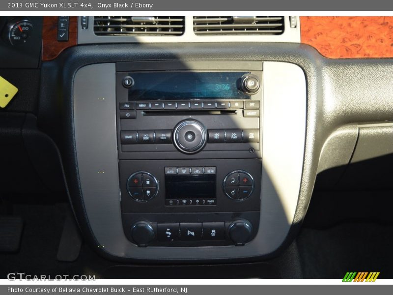 Onyx Black / Ebony 2013 GMC Yukon XL SLT 4x4