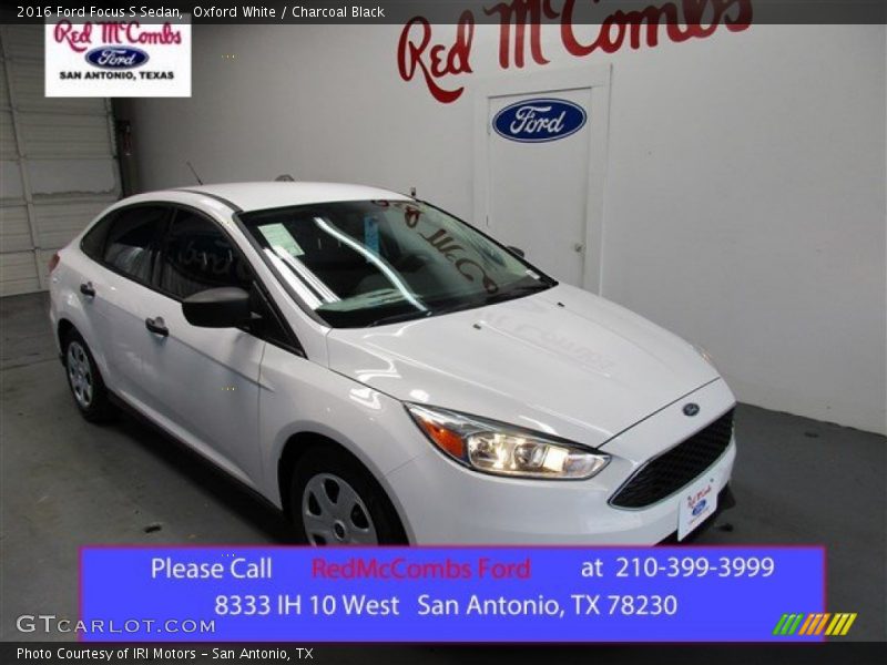 Oxford White / Charcoal Black 2016 Ford Focus S Sedan