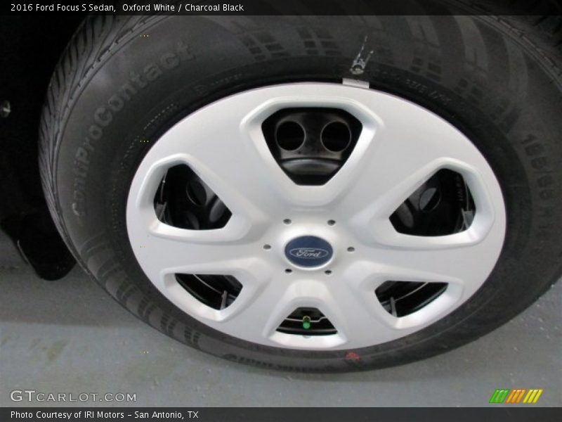  2016 Focus S Sedan Wheel