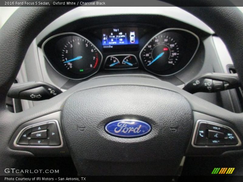 Oxford White / Charcoal Black 2016 Ford Focus S Sedan