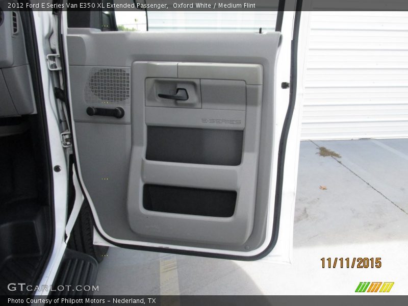 Oxford White / Medium Flint 2012 Ford E Series Van E350 XL Extended Passenger