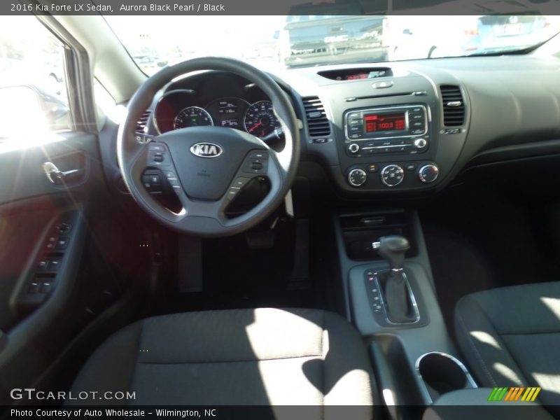 Aurora Black Pearl / Black 2016 Kia Forte LX Sedan