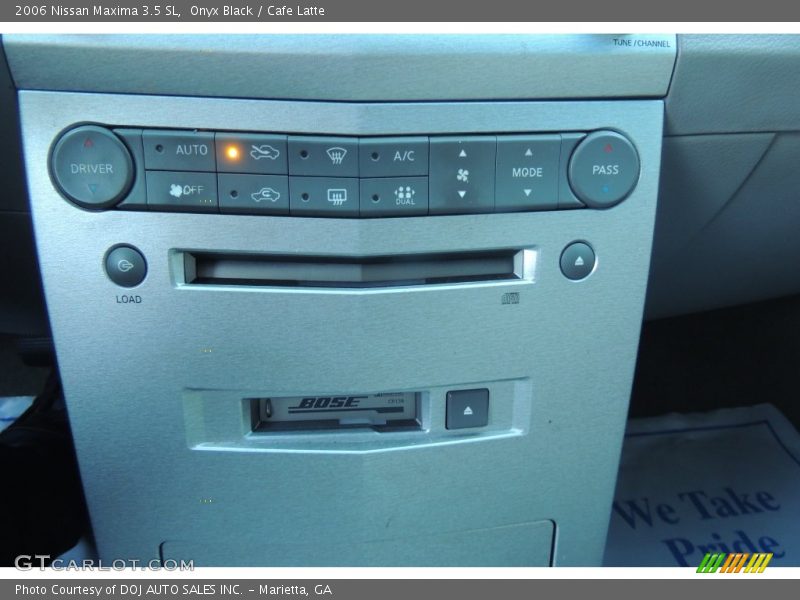 Onyx Black / Cafe Latte 2006 Nissan Maxima 3.5 SL