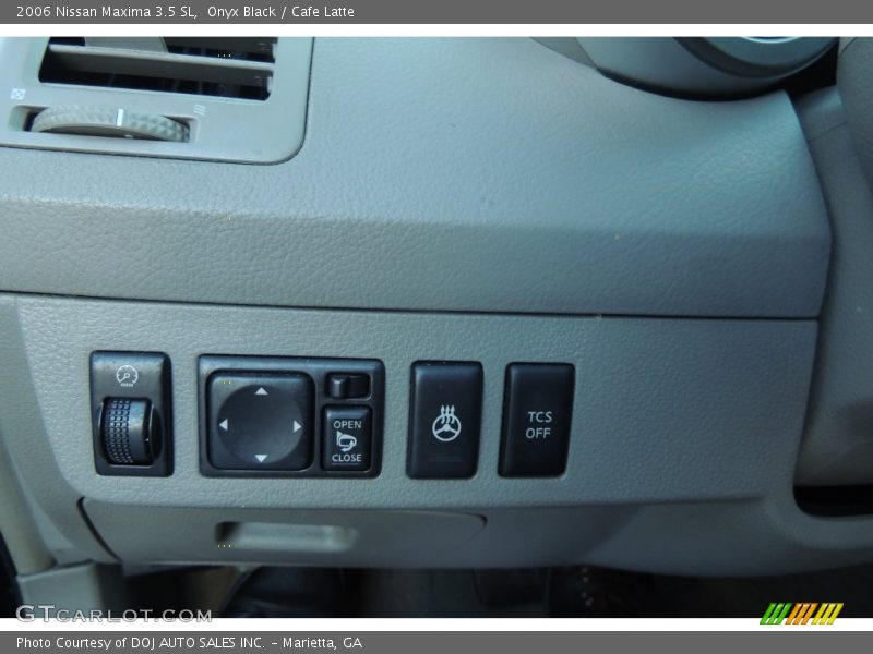 Onyx Black / Cafe Latte 2006 Nissan Maxima 3.5 SL