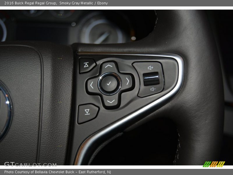 Smoky Gray Metallic / Ebony 2016 Buick Regal Regal Group