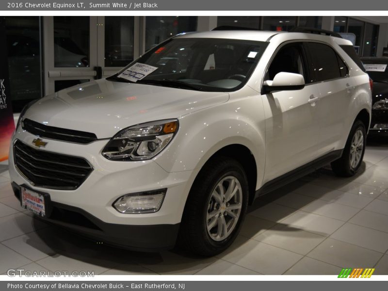 Summit White / Jet Black 2016 Chevrolet Equinox LT