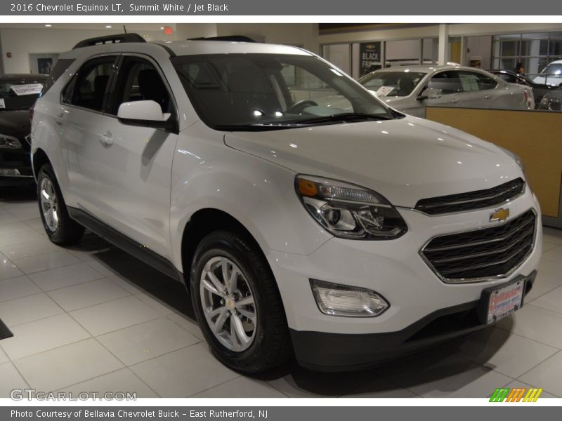 Summit White / Jet Black 2016 Chevrolet Equinox LT
