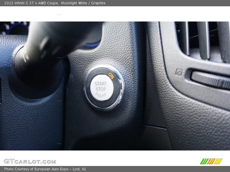 Moonlight White / Graphite 2013 Infiniti G 37 x AWD Coupe
