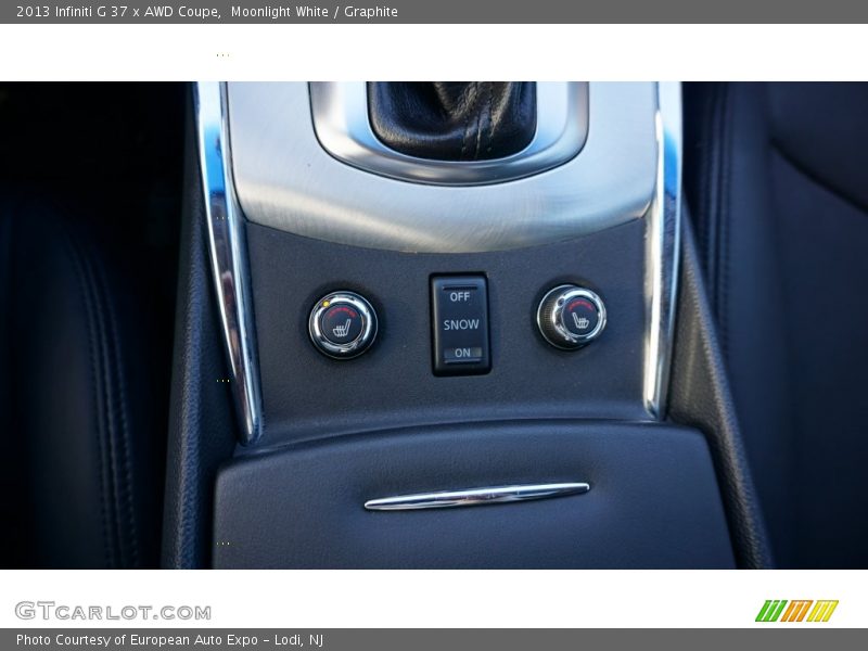 Moonlight White / Graphite 2013 Infiniti G 37 x AWD Coupe