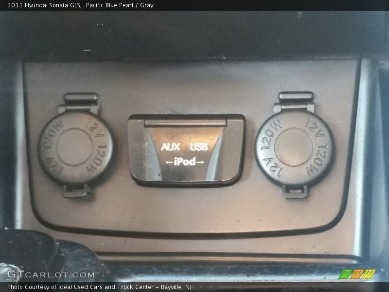 Pacific Blue Pearl / Gray 2011 Hyundai Sonata GLS