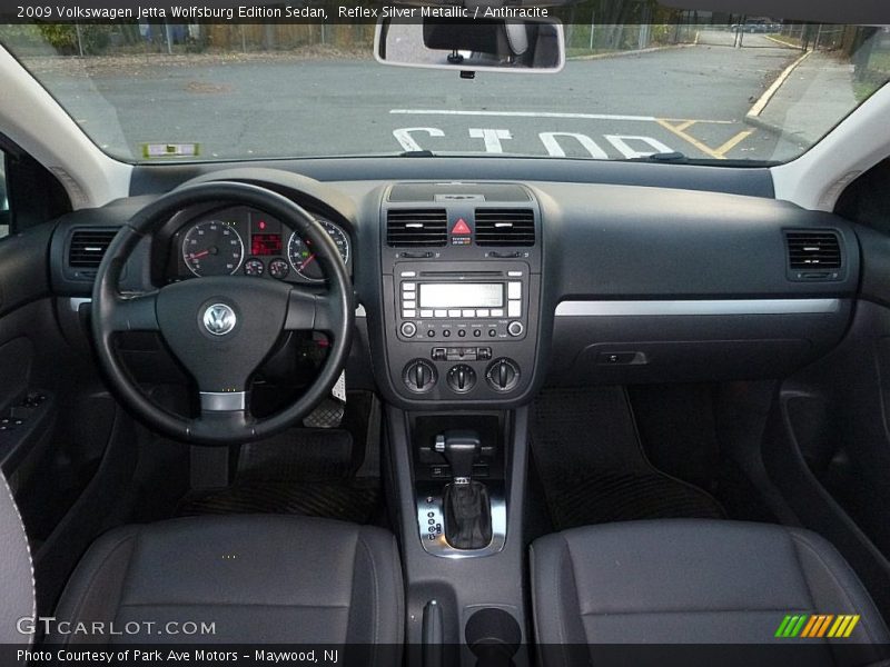 Reflex Silver Metallic / Anthracite 2009 Volkswagen Jetta Wolfsburg Edition Sedan