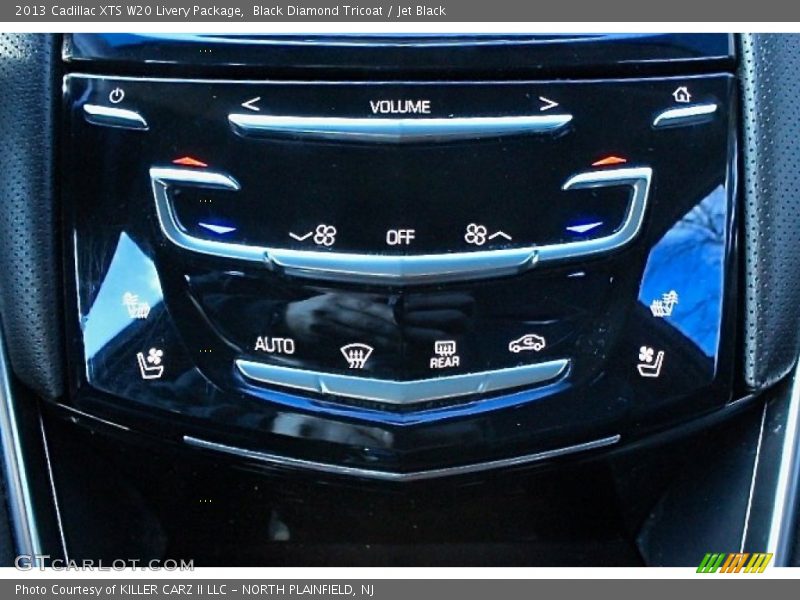 Black Diamond Tricoat / Jet Black 2013 Cadillac XTS W20 Livery Package