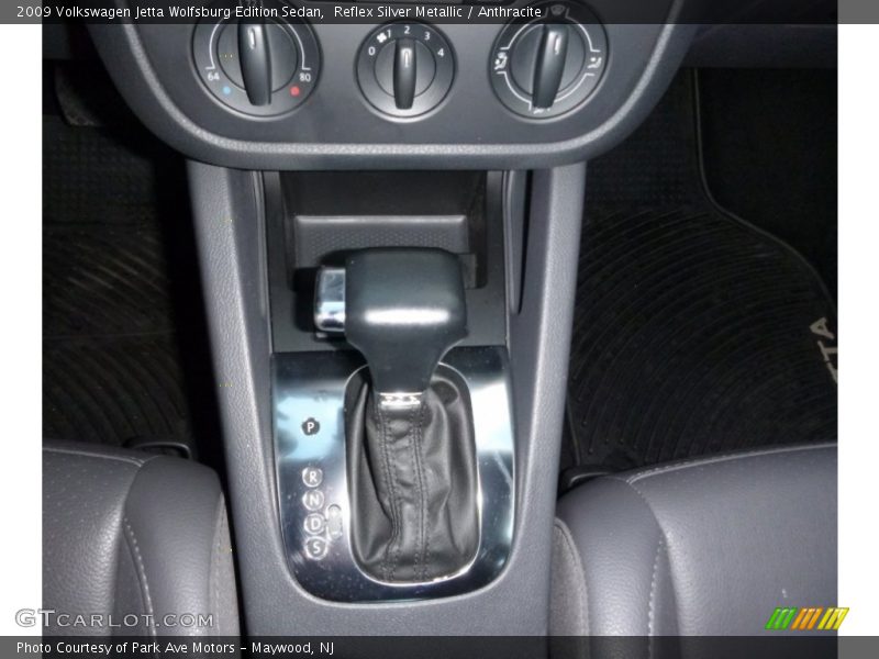 Reflex Silver Metallic / Anthracite 2009 Volkswagen Jetta Wolfsburg Edition Sedan