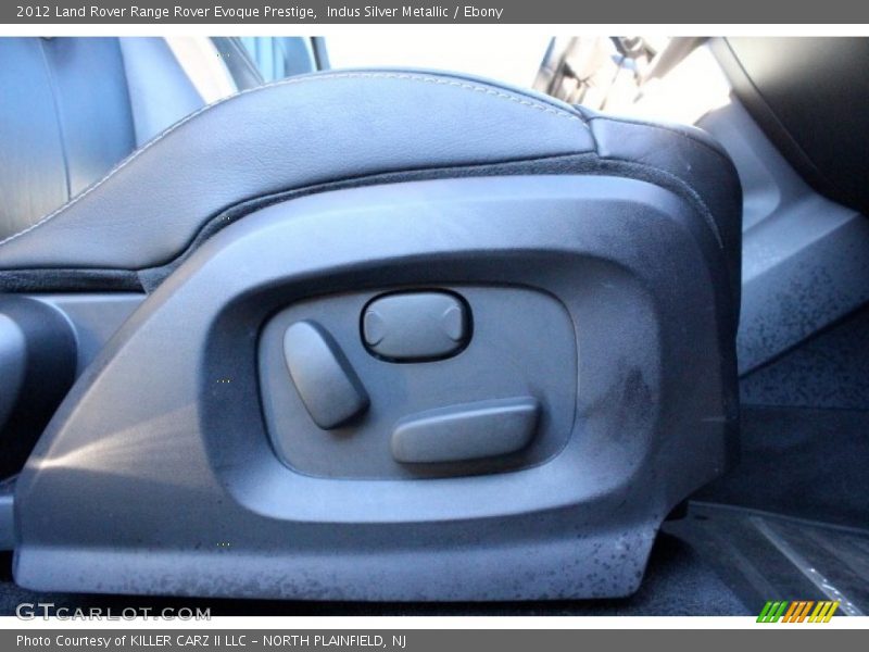 Indus Silver Metallic / Ebony 2012 Land Rover Range Rover Evoque Prestige