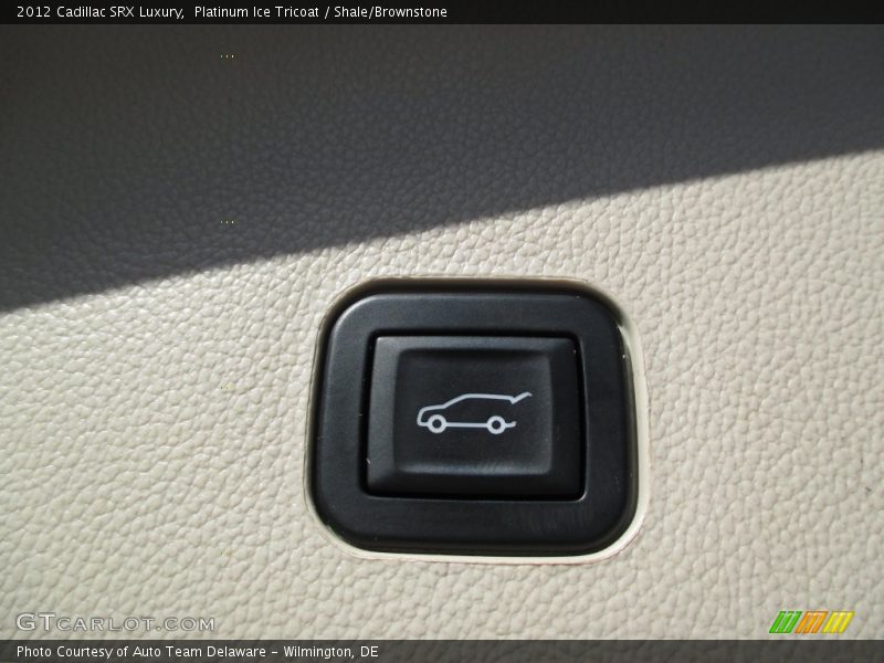 Platinum Ice Tricoat / Shale/Brownstone 2012 Cadillac SRX Luxury