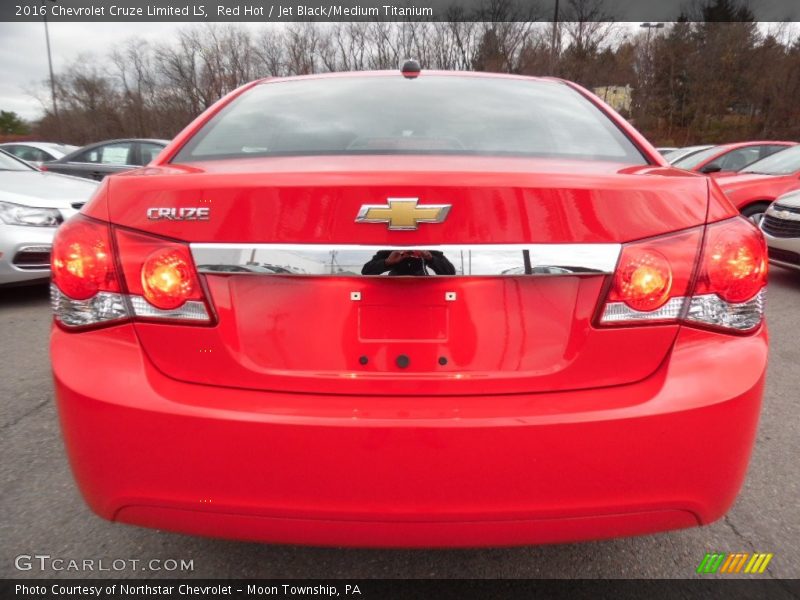 Red Hot / Jet Black/Medium Titanium 2016 Chevrolet Cruze Limited LS