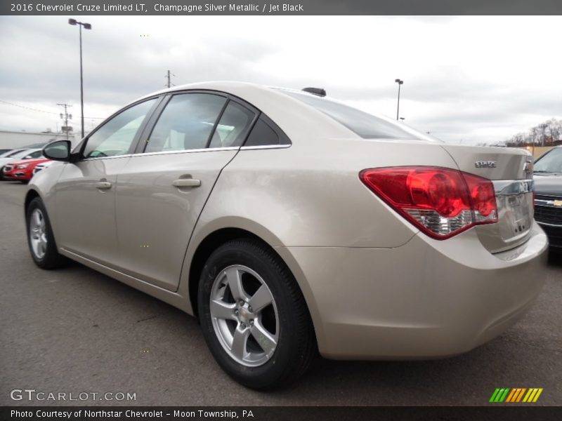Champagne Silver Metallic / Jet Black 2016 Chevrolet Cruze Limited LT