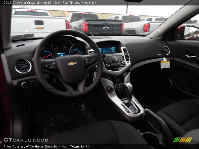 Siren Red Tintcoat / Jet Black 2016 Chevrolet Cruze Limited LT