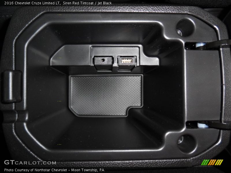 Siren Red Tintcoat / Jet Black 2016 Chevrolet Cruze Limited LT