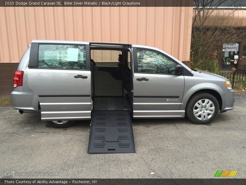 Billet Silver Metallic / Black/Light Graystone 2015 Dodge Grand Caravan SE