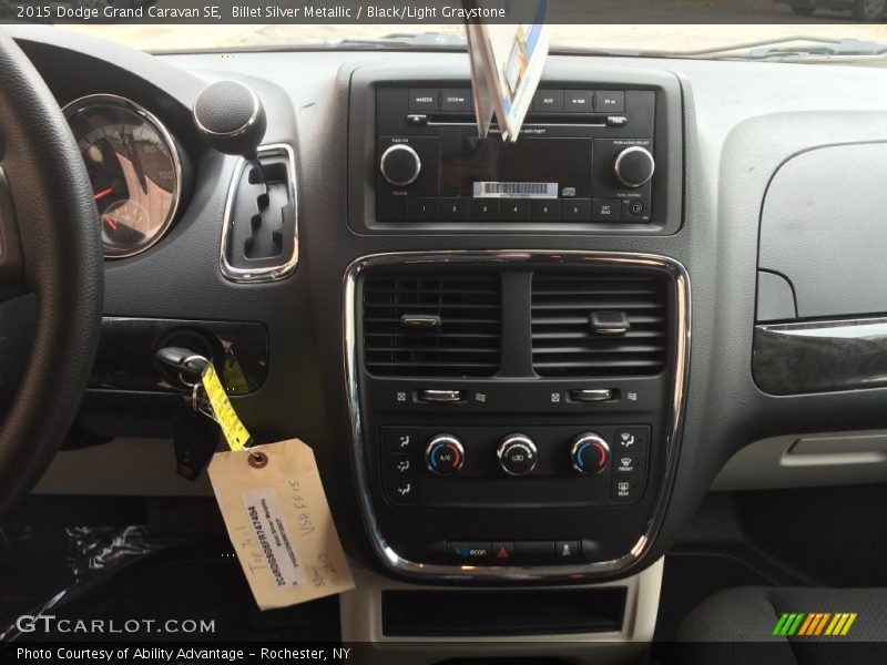 Billet Silver Metallic / Black/Light Graystone 2015 Dodge Grand Caravan SE