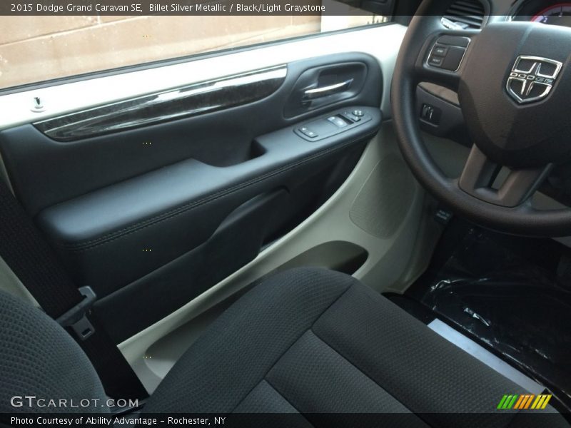 Billet Silver Metallic / Black/Light Graystone 2015 Dodge Grand Caravan SE