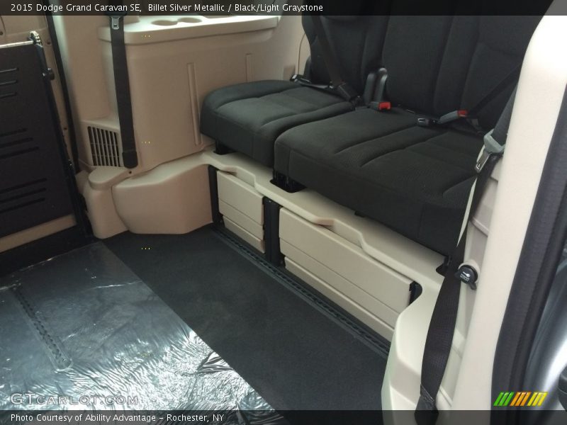 Billet Silver Metallic / Black/Light Graystone 2015 Dodge Grand Caravan SE
