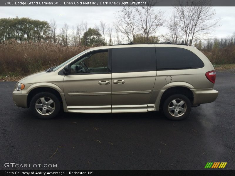 Linen Gold Metallic / Dark Khaki/Light Graystone 2005 Dodge Grand Caravan SXT