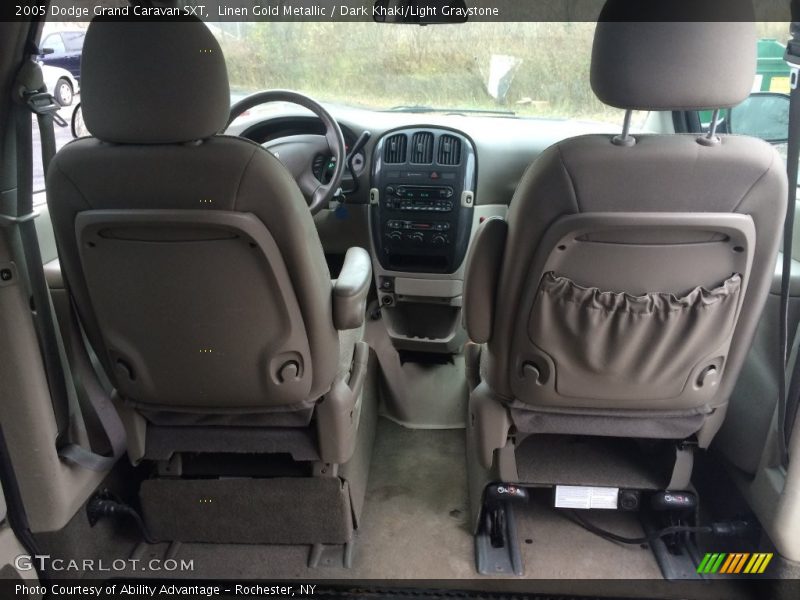 Linen Gold Metallic / Dark Khaki/Light Graystone 2005 Dodge Grand Caravan SXT